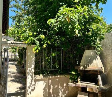 Quartier Centre Ville Apartment | Chambre 14m2