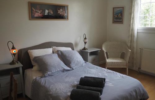 Villiers sur Orge Bed & Breakfast | chambre chez l'habitant JO 2024