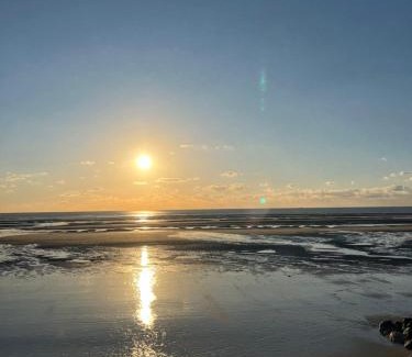Camiers Bed & Breakfast | Chambre d hôte à la plage de 15 m2 LE MANAPANY