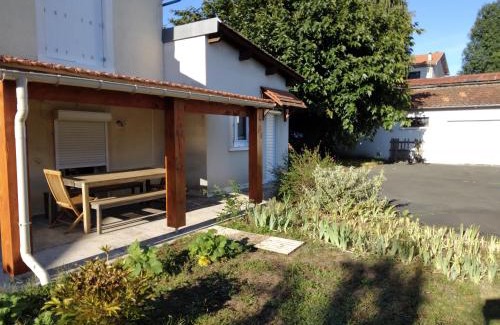 Perigueux Bed & Breakfast | chambre d'hôte dans maison privée
