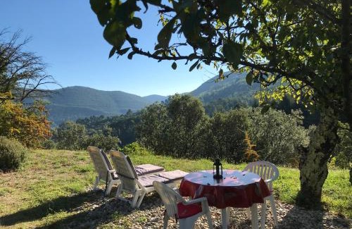 Saint-Jean-du-Gard Bed & Breakfast | Chambre d'hôte Lavande - Le soleil des Cévennes