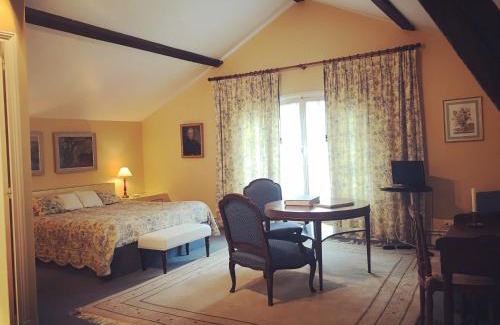 Larcay Bed & Breakfast | Chambre d'hôte Manoir de Clairbois
