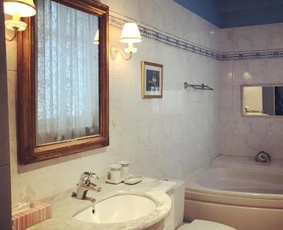 Larcay Bed & Breakfast | Chambre d'hôte Manoir de Clairbois