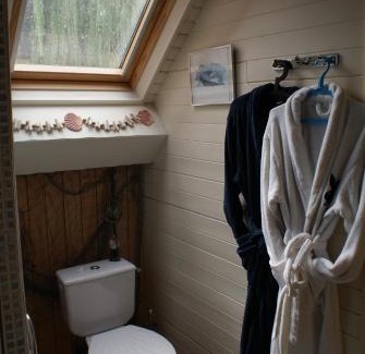 Verlinghem Bed & Breakfast | Chambre d'hôtes Élevage' chemin noir