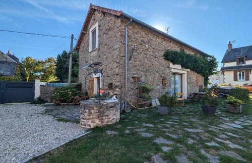 Perassay Bed & Breakfast | Chambre d'hôtes avec jardin, activités familiales et parking sécurisé au cœur du Berry - FR-1-591-448