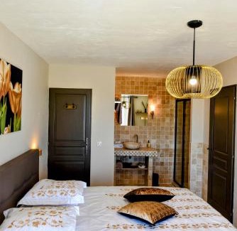 Callian Bed & Breakfast | Chambre d'hôtes Cottes