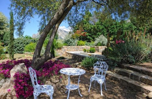 Sartene Bed & Breakfast | Chambre d'Hôtes Domaine Pero Longo