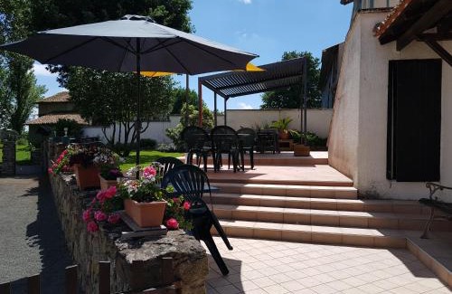 Courlay Bed & Breakfast | Chambre d'Hôtes le Gachignard