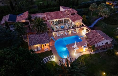 Saint-Andre Bed & Breakfast | Chambre d'hôtes & SPA Mas Dels Esquirols