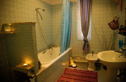 Bab Bhar Bed & Breakfast | Chambre D'hôtes "villa Les Palmes"/Suite Bechir