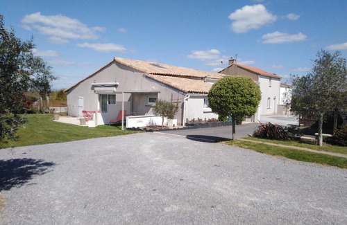 Oree d'Anjou Bed & Breakfast | Chambre d'Hotes Les Turpinieres