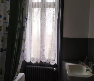 Airvault House | Chambre dans maison bourgeoise 1 personne