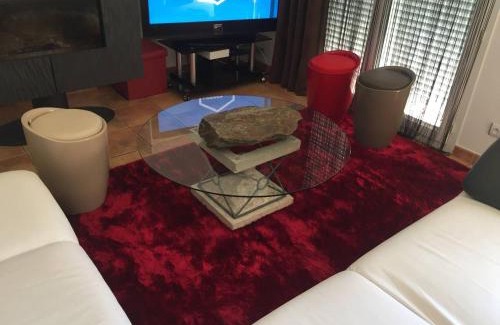 Montrabe House | Chambre dans une villa