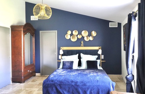 Saint-Just Bed & Breakfast | Chambre Dhôte Pour 2 / 4 p. Dans un Mas Languedocien Avec Piscine et Jacuzzi