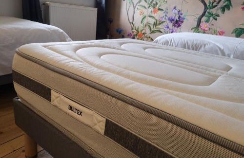 Baignes Bed & Breakfast | Chambre famille table d'hôte avec jardin à la campagne le nid qui danse vers Vesoul de 1 à 5 personnes