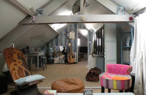 Deville-les-Rouen Bed & Breakfast | Chambre