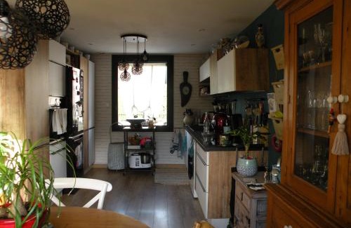 Deville-les-Rouen Bed & Breakfast | Chambre
