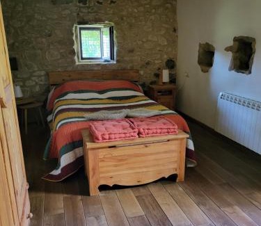 Saint-Laurent-de-Cerdans Bed & Breakfast | chambre ciel et terre et chambre terrasse