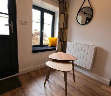 Savonnieres Bed & Breakfast | Chambre indépendante rénovée, à 2 pas de la plage