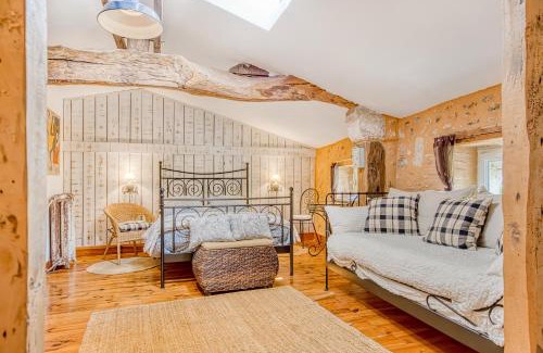 Noaillan Bed & Breakfast | Chambre Mansarde - L'orée De Lansot