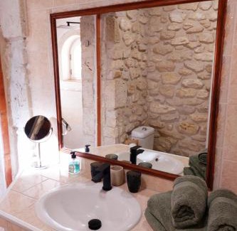 Ayguetinte Bed & Breakfast | Chambre Porthos