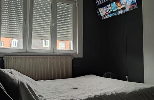 Lille Sud House | Chambre privé dans une maison avec terrasse et jardin salles de bain partagées