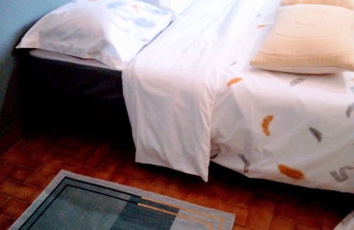 Libreville House | Chambre Privée Dans le Quartier Huppé et Résidentiel de Louis