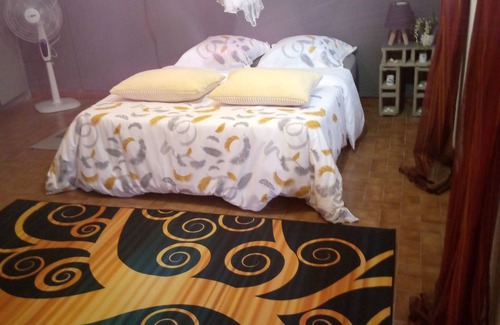 Libreville House | Chambre Privée Dans le Quartier Huppé et Résidentiel de Louis