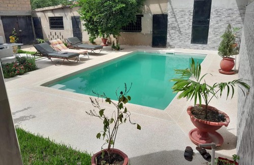 Rao Bed & Breakfast | Chambre privée et salle de bain _Chez Aladji