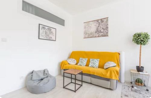 Tarbes House | Chambre privée face à la gare