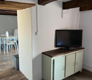 Langres Apartment | Chambre privée