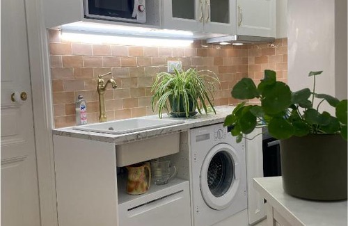 Ternes House | Chambre privée, sdb partagé, Arc de Triomphe, métro 1, T3b, RER c e a
