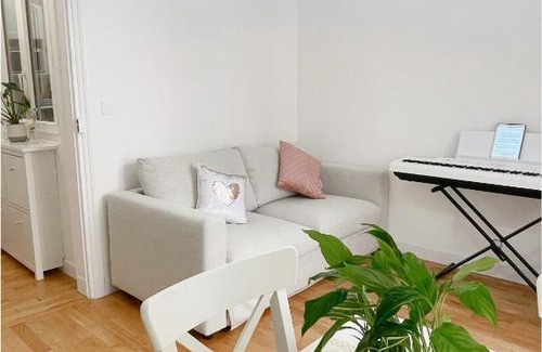 Ternes House | Chambre privée, sdb partagé, Arc de Triomphe, métro 1, T3b, RER c e a
