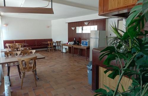 Vallouise-Pelvoux House | Chambre Quadruple avec Salle de Bains Privative 1