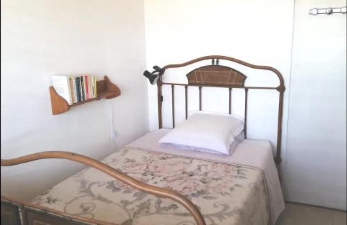 Toulouse East House | Chambre & table d'hôte à 5 min de la gare Matabiau