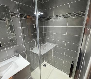 La Celle-sous-Gouzon House | Chambre Thea