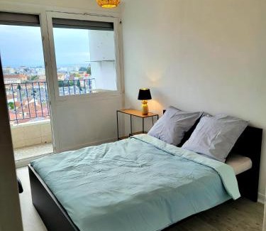 Tarbes House | Chambre tout confort