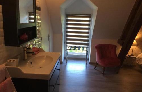 Fontguenand Bed & Breakfast | Chambres avec table d'hôtes en Berry, proche Zoo de Beauval, parking - FR-1-591-706