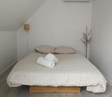 Montry House | Chambres confortables proche Disneyland Paris