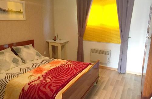 Villefranche-de-Rouergue Bed & Breakfast | Chambres d'Hôtes Le Clos du Murier