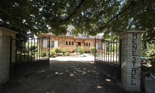 Les Eyzies House | Chambres d'Hôtes Le Menestrel