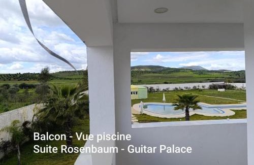 Bni Quolla Apartment | Chambres d'hôtes - Écohâme - Guitar Palace