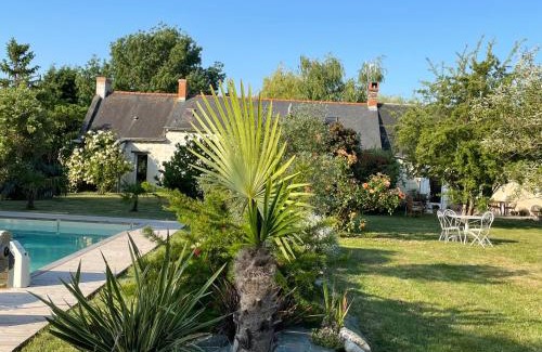 Villebernier Bed & Breakfast | Chambres d hôtes avec Piscine et Spa La Folière Saumur