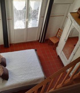 Loriol-du-Comtat Bed & Breakfast | Chambres d'Hôtes La Chrysalide