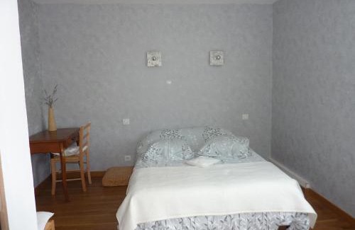 L'Ile-Bouchard Bed & Breakfast | Chambres d'hôtes : La Isla Bonita