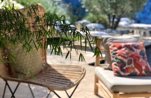Sarrians Bed & Breakfast | Chambres D'hôtes Les Garçons