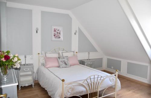 Champguyon House | Chambres d’Hôtes Les Rougemonts