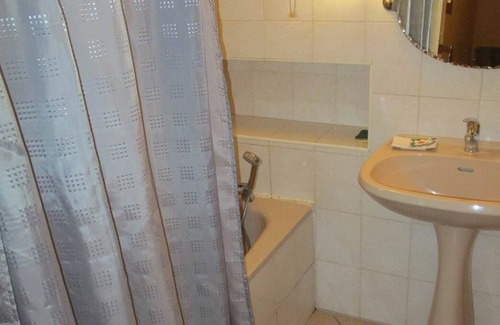 Valros House | Chambres D'hôtes Twin