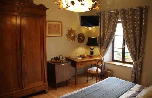 Le Mesnil-sur-Oger House | chambres d'hotes : La cour d'Etrepy