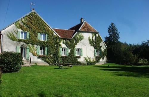Choye Bed & Breakfast | Chambres de caractère avec parc fermé et stationnement sécurisé - FR-1-583-278